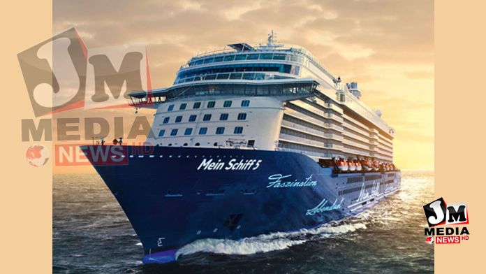 இலங்கை வந்துள்ள சொகுசு பயணிகள் கப்பல்