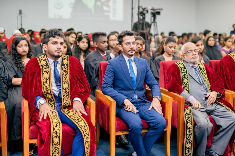 பிரமாண்டமாக நடைபெற்ற ஜே.எம் மீடியா கல்லூரியின் பட்டமளிப்பு விழா